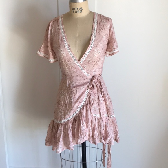 Wrap dress - Picture 1 of 4